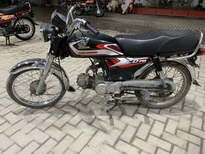 Honda 70 2018 model urgent sale thora buht kam hony wala