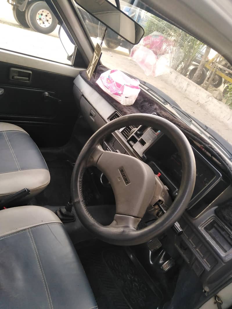 Suzuki Mehran 11