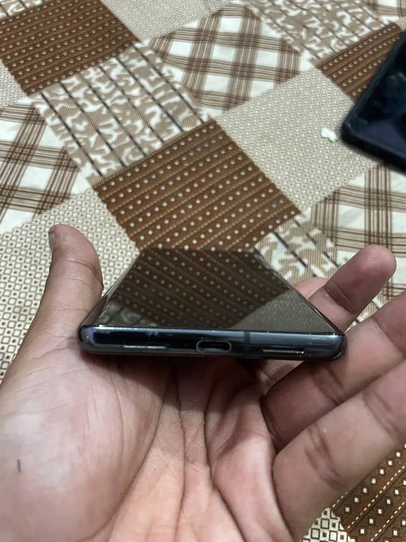 GOOGLE PIXEL 7 PRO 8