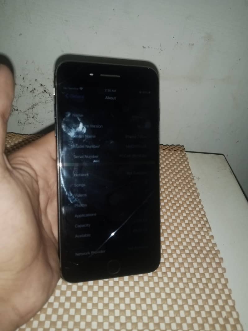 Apple iPhone 7 Plus 2