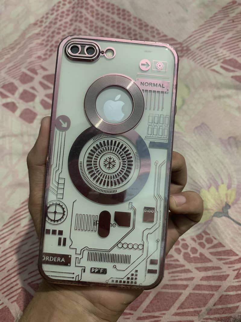 Apple iPhone 8 Plus 13