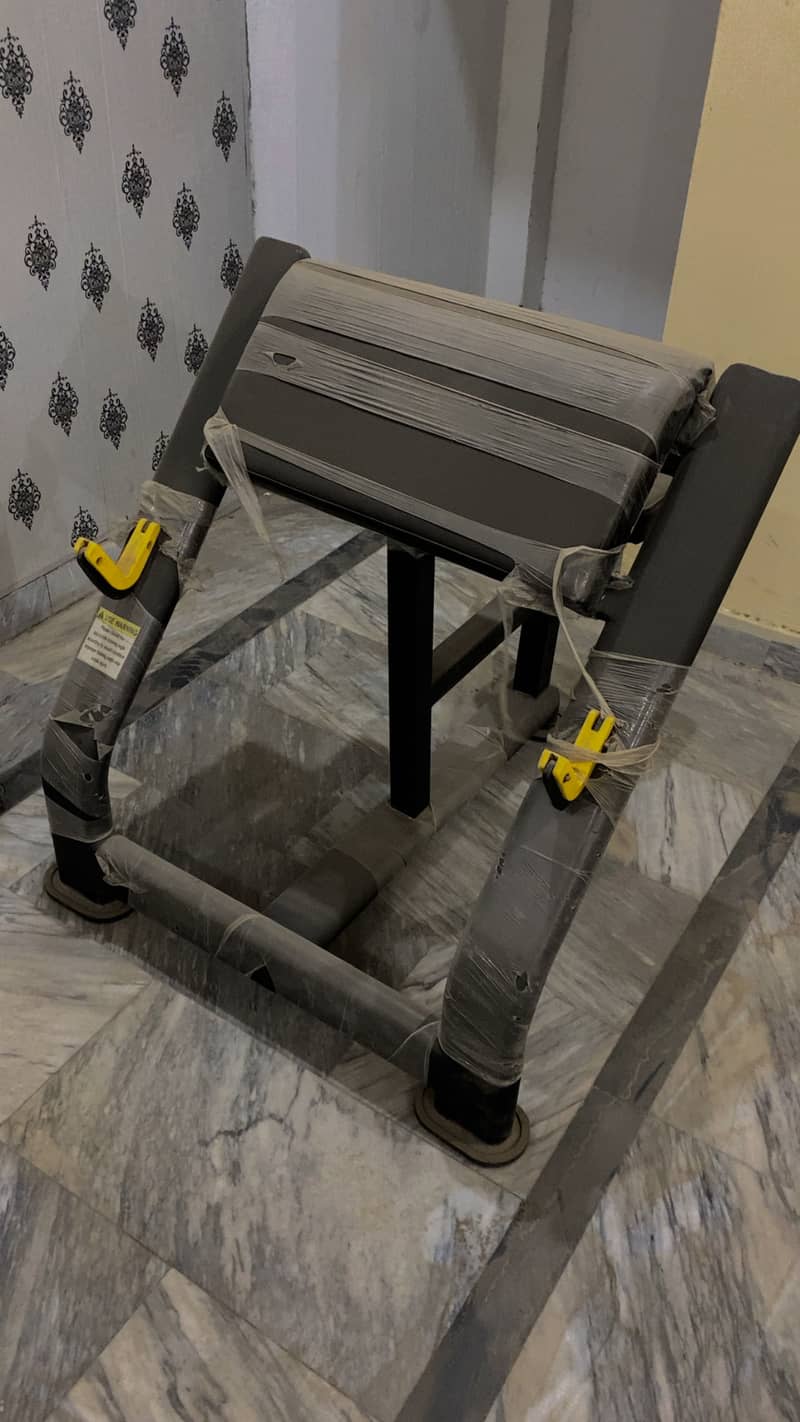 4 stations adjustable banch dumbels 1