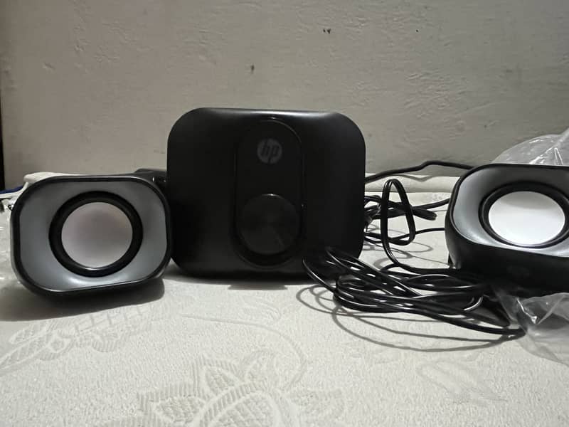 Hp multimedia speakers 5