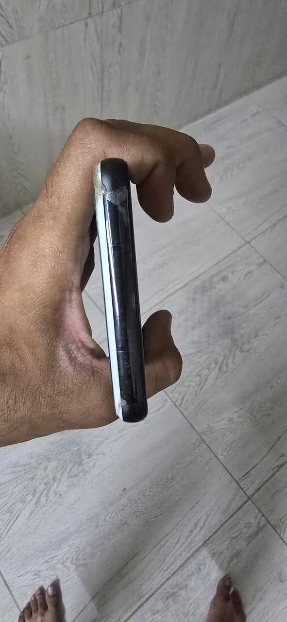 PIXEL 6A 1