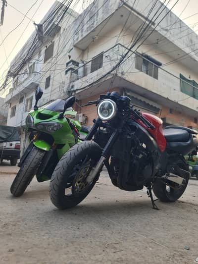 Suzuki gsxr 750
