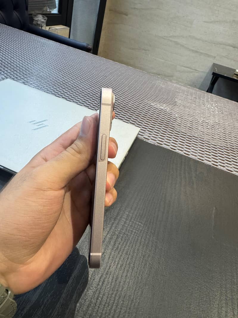 Apple iPhone 13 mini 5