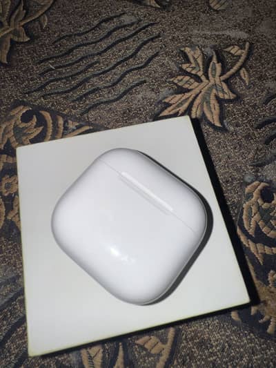 Apple Airpods 4  urgent sale 10/10 condition.