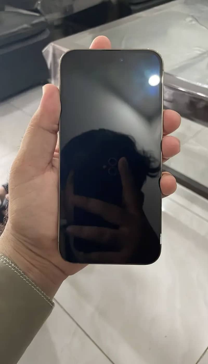 Apple iPhone 14 Pro Max 2