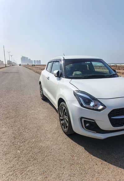 FOR SALE: SUZUKI SWIFT GLX CVT 2022 – EXCELLENT CONDITION!