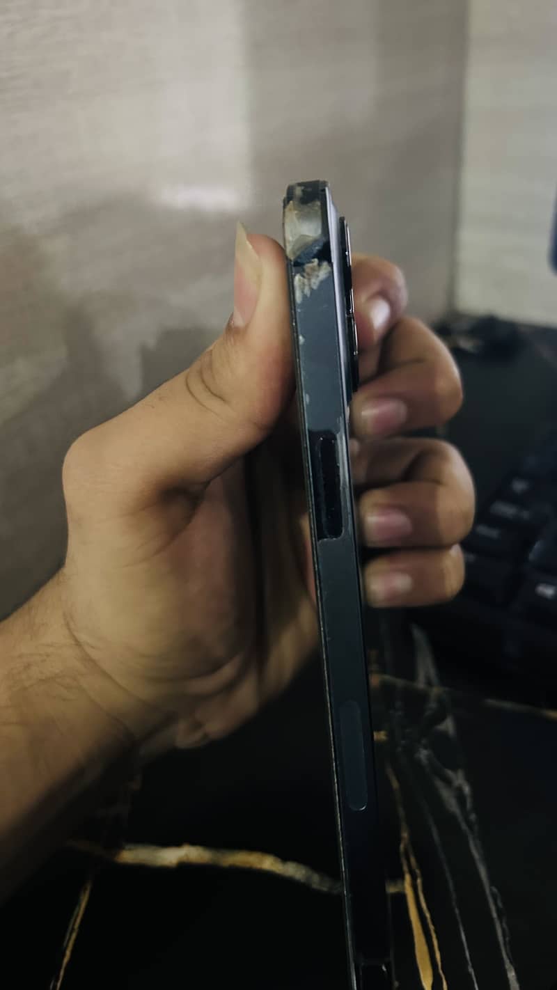 Apple iPhone 12 Pro Max 5