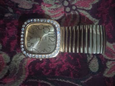 QUARZ GERMAN EMPORT GOLDEN WATCH What's app. 0371-1325955