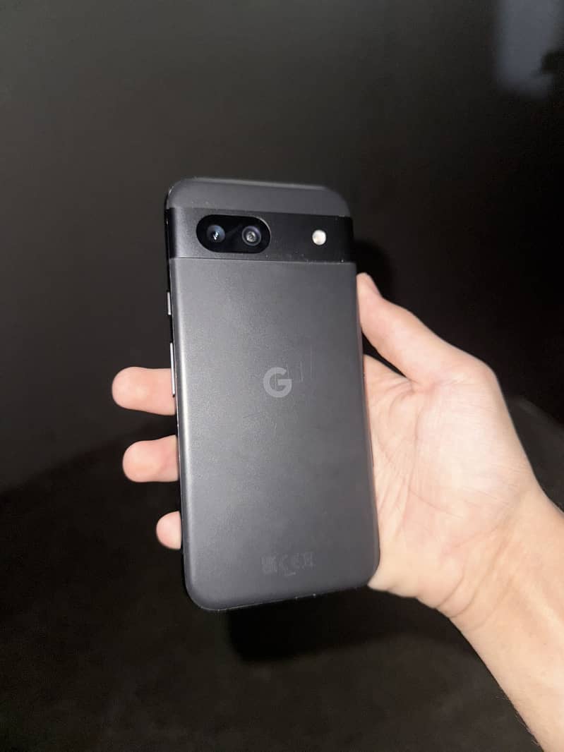 Google Pixel 8a 1