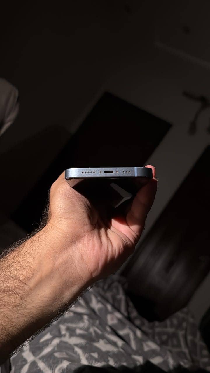 Apple iPhone 14 2