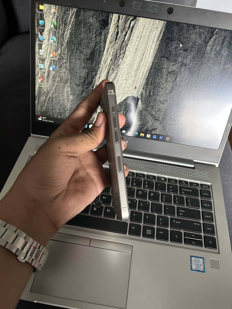 Apple iPhone 15 Pro 1