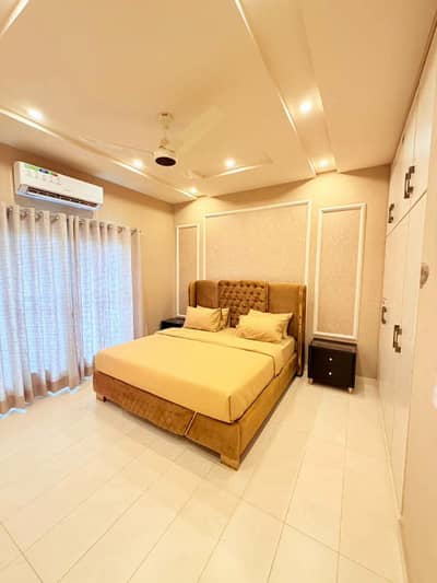 Daily Basis Apartment & Rooms Per day Perweek Short stay Available in E-11 Islamabad