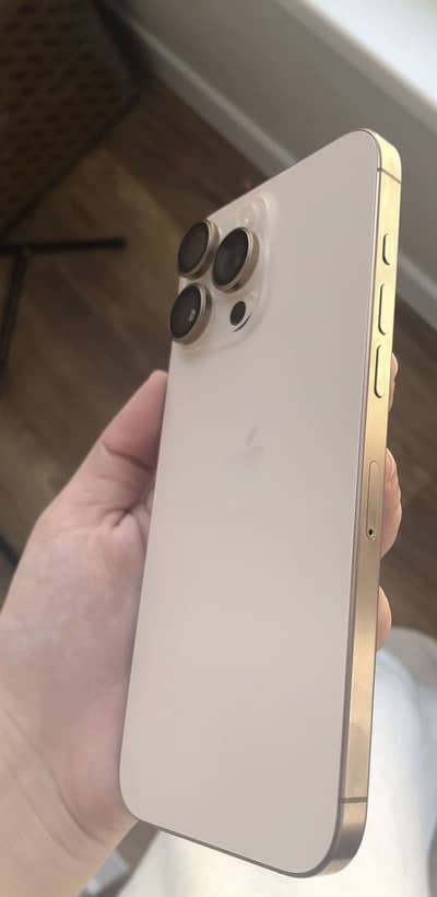 Apple iPhone 16 Pro Max jv