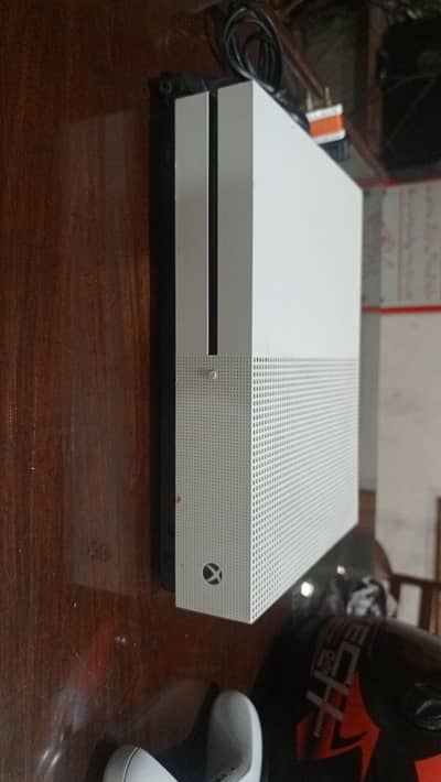 Xbox one s 1TB