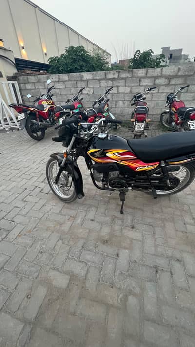 prior bike black 2024 model exchange possible