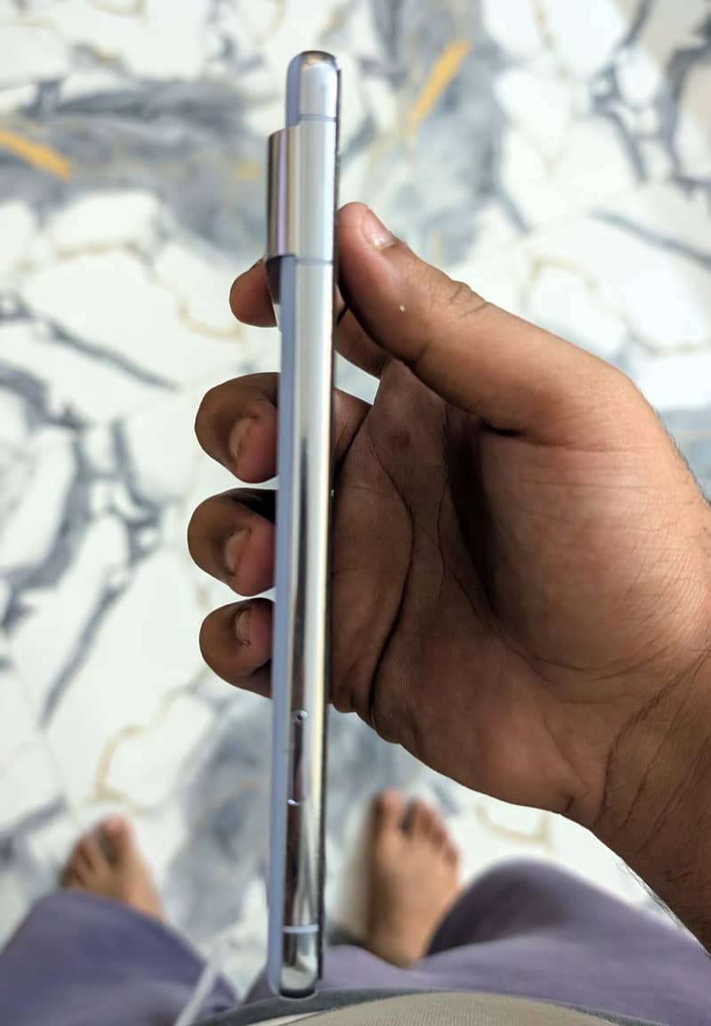 Google Pixel 8 Pro 4