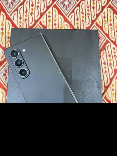 Samsung Mobile Z Fold 5