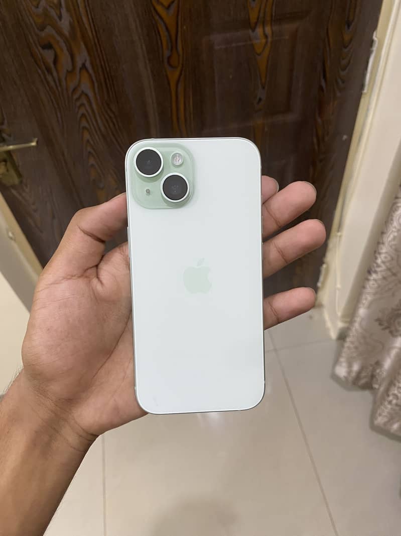 Apple iPhone 15 1