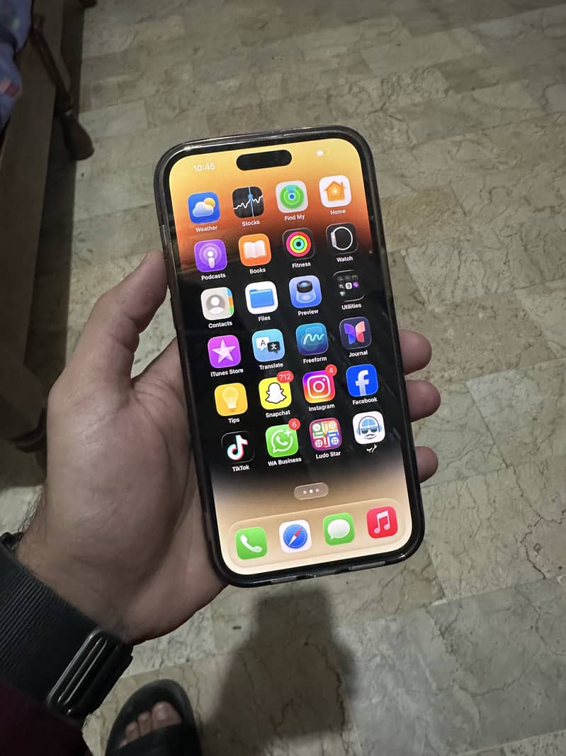 Apple iPhone 14 Pro Max 0