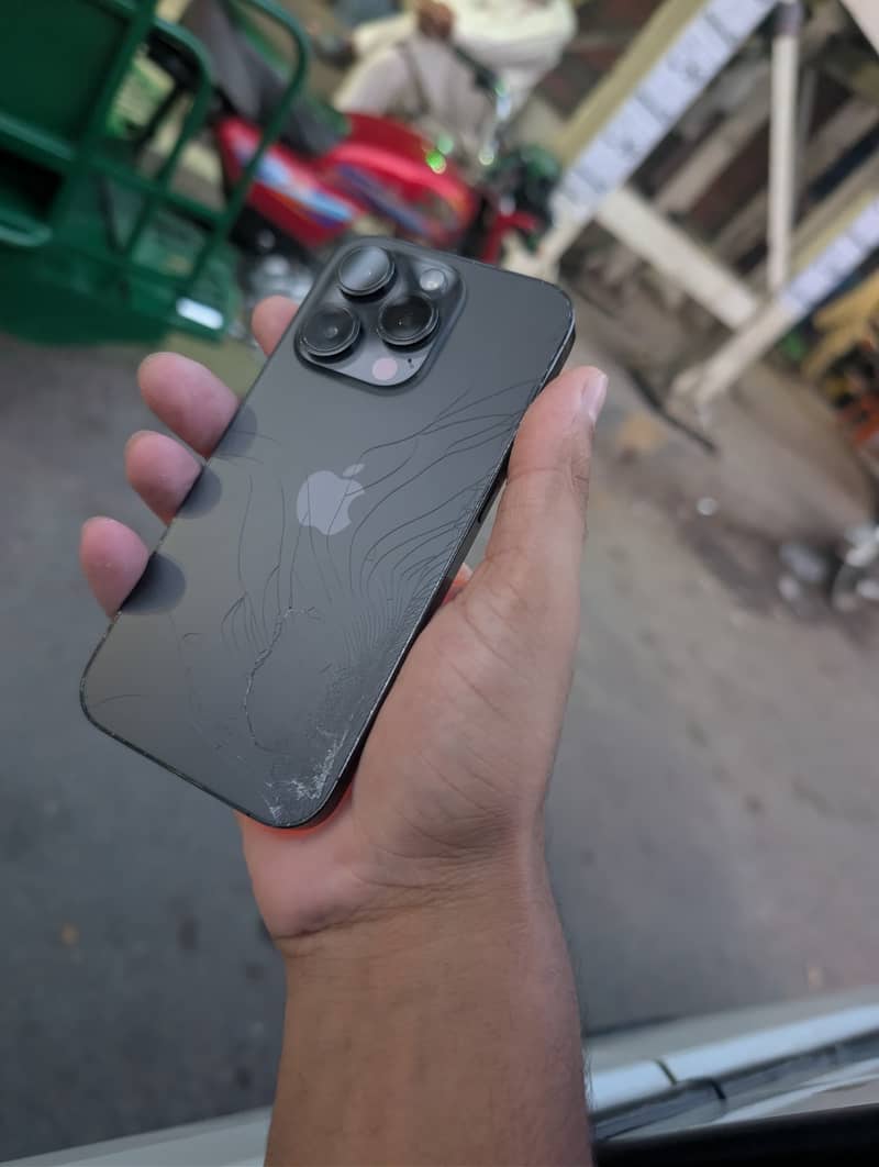 Apple iPhone 14 Pro 0