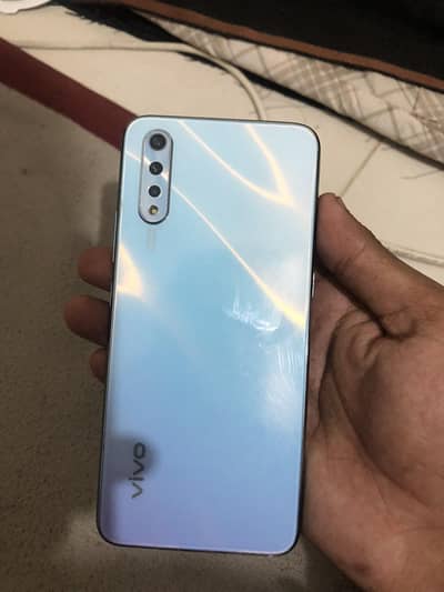 Vivo S1