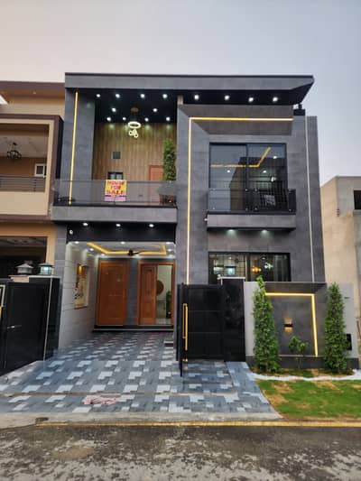 Brand New Luxury 5 Marla Designer House For Sale In Diamond Block