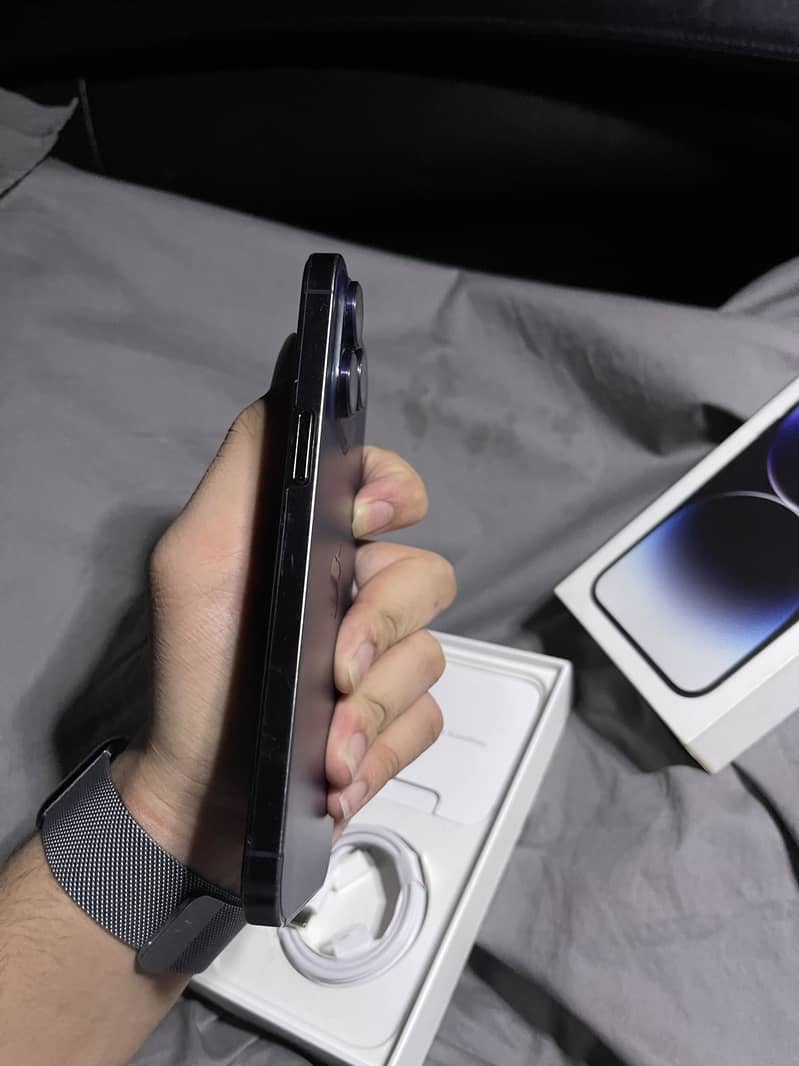 Apple iPhone 14 Pro Max 7