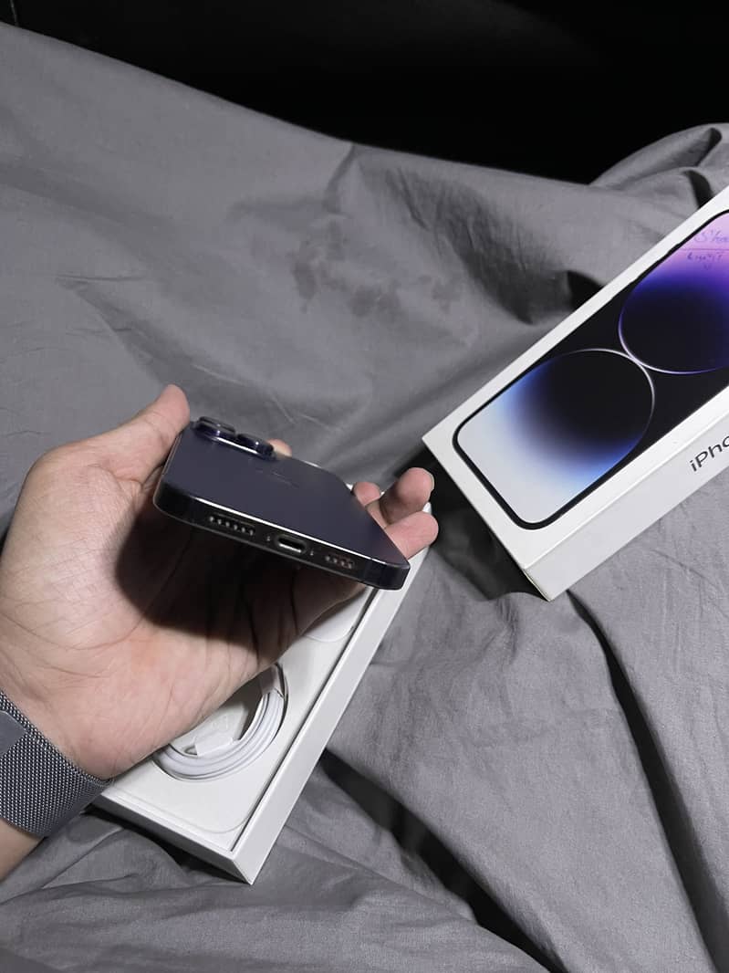 Apple iPhone 14 Pro Max 8