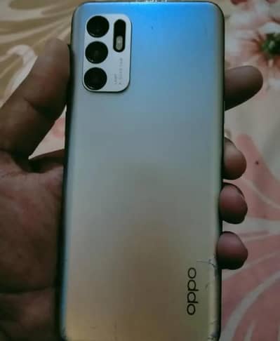 OPPO Reno6