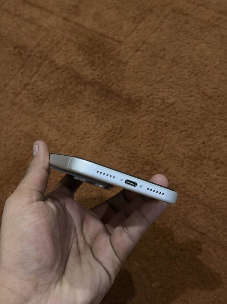 Apple iPhone 17 Pro Max 2