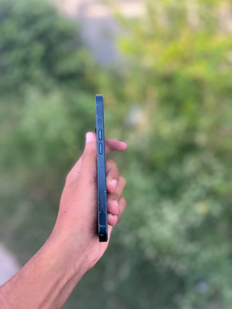 Apple iPhone 13 jv 6