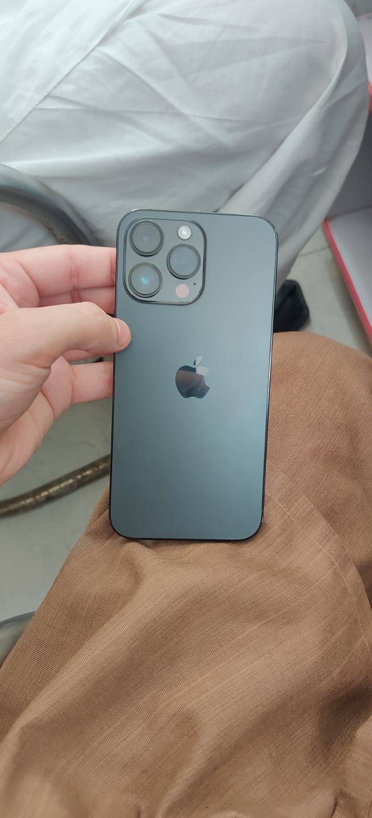 Apple iPhone 14 Pro Max 0