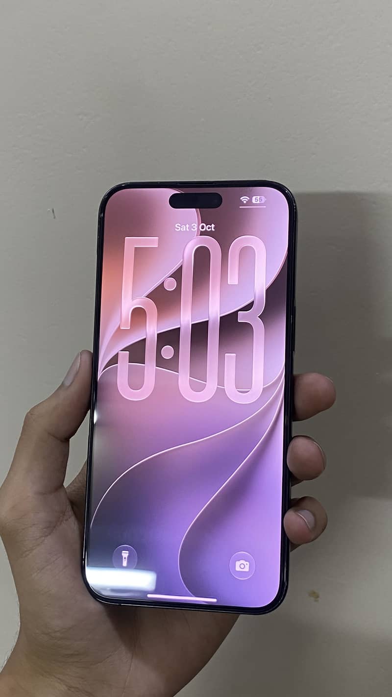 Apple iPhone 15 Pro Max 0