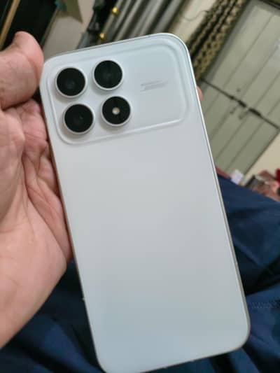 Xiaomi POCO F8 Pro
