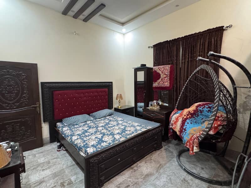 BED / SIDE TABLES/ Dressing Table 1