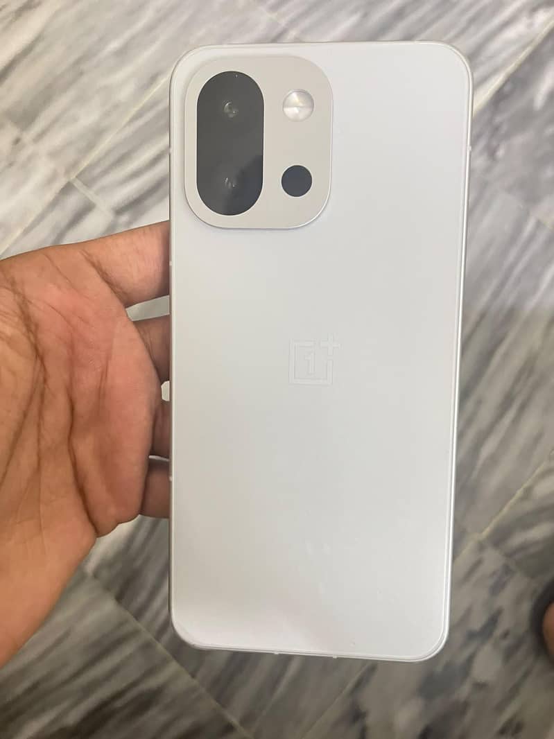 One Plus 13T 12/256 0