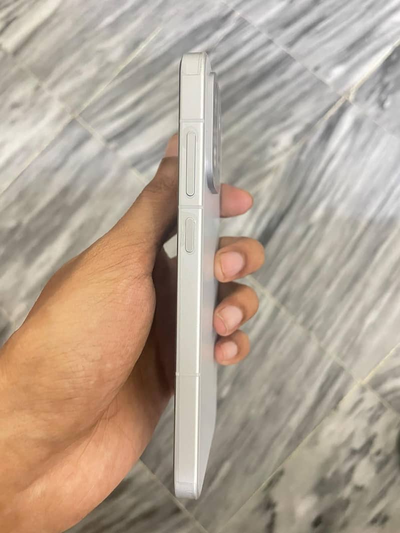 One Plus 13T 12/256 2