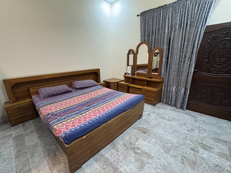 BED/ side table's/ dressing table/ side corner 3