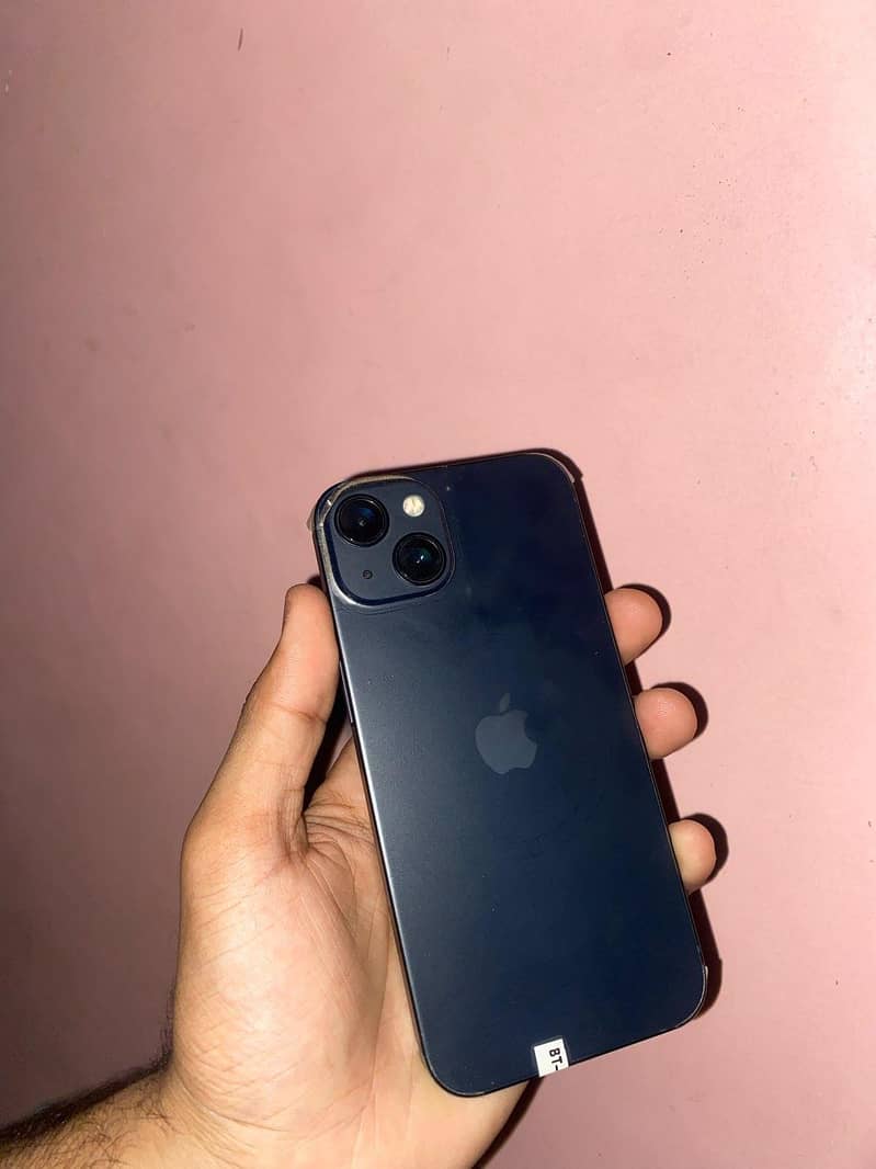 Apple iPhone 13 7