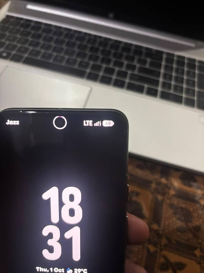 Google Pixel 8 5