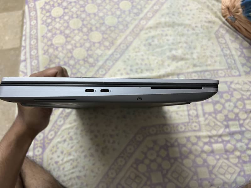 Dell precision 7560 5