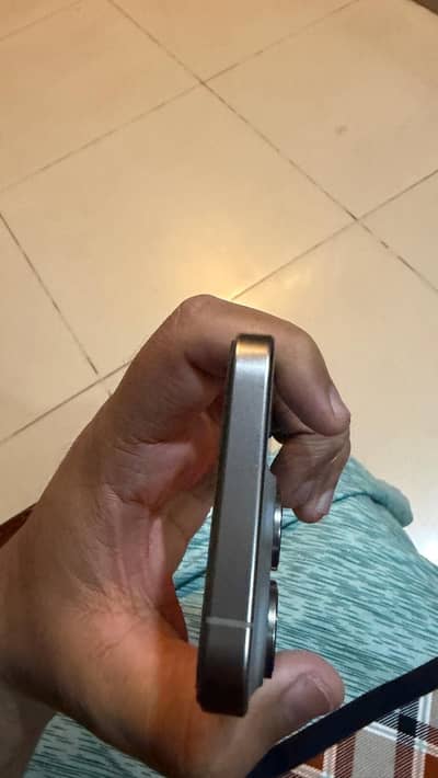 Apple iPhone 15 Pro