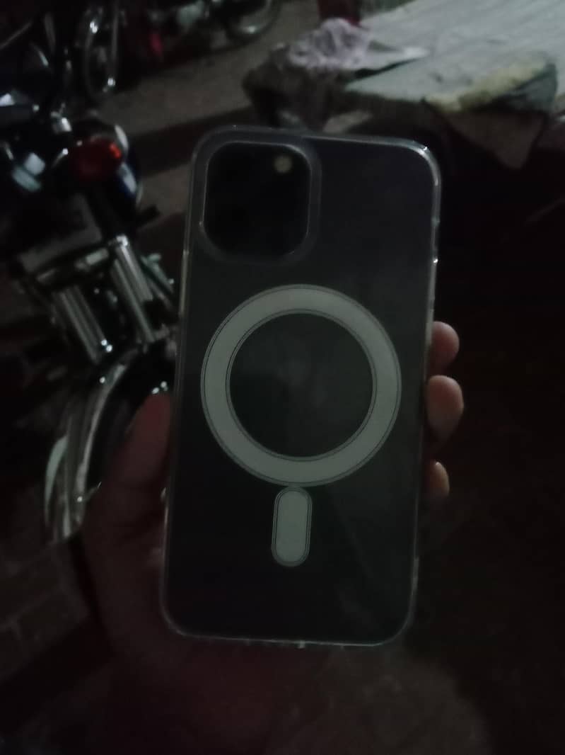 Apple iPhone 12 Pro 1