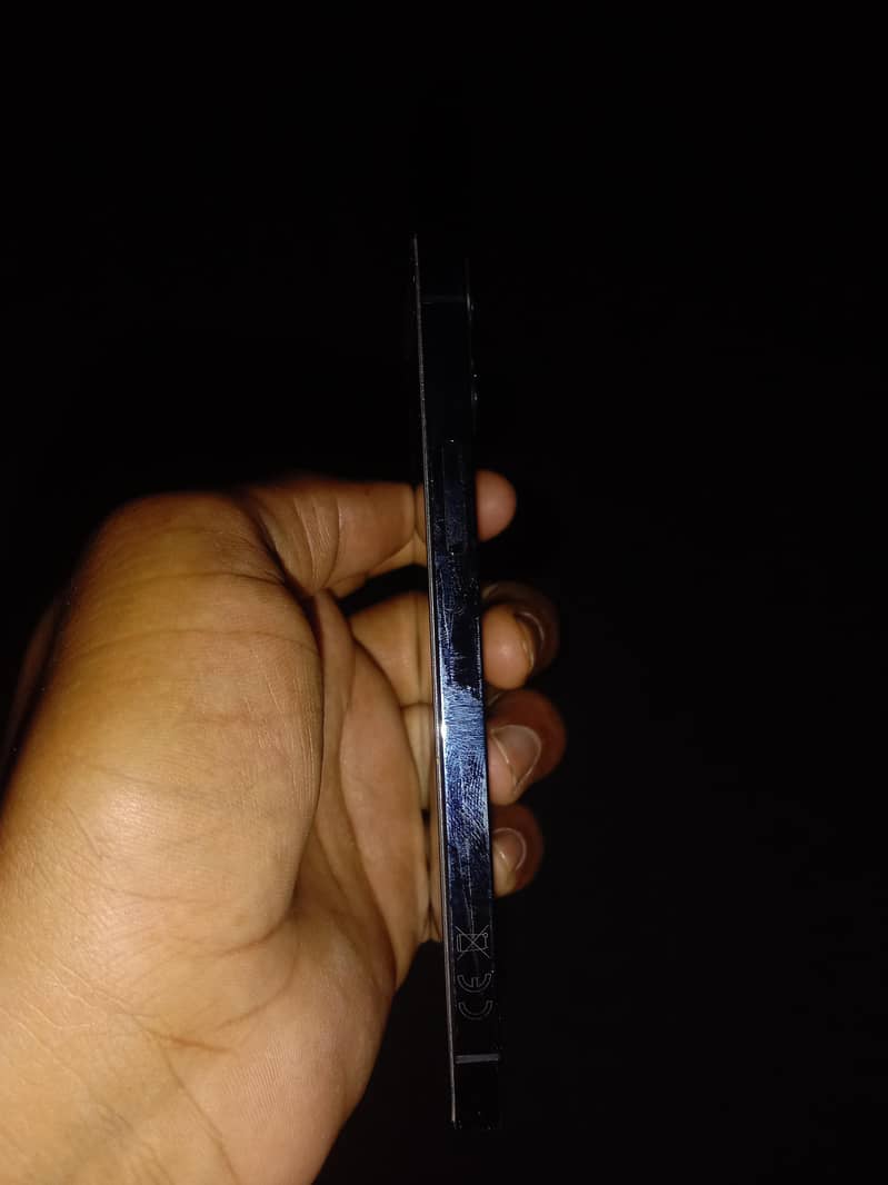 Apple iPhone 12 Pro 9