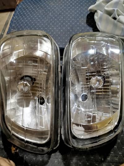 I'm selling my course japani headlight
