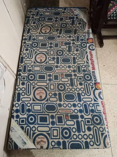 Moltyfoam mattress single bed in best condition