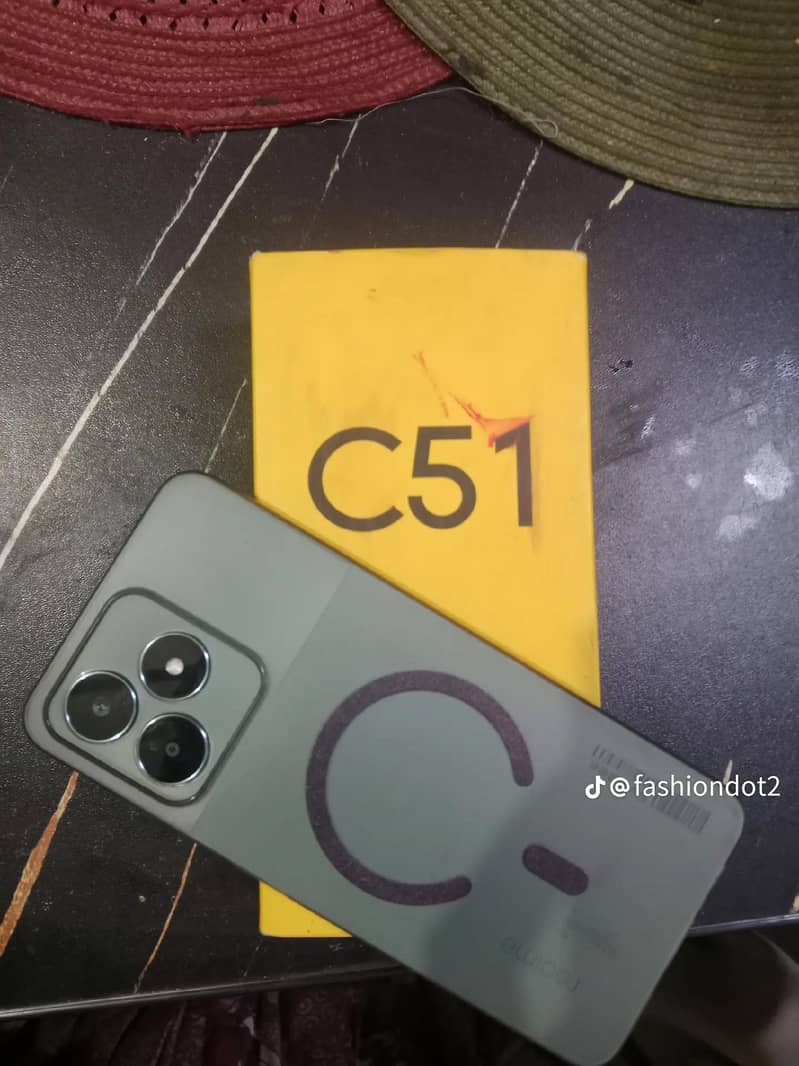 Realme C51 6